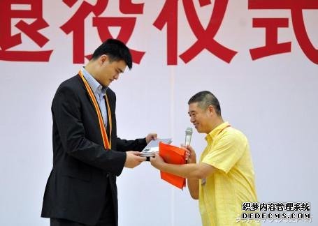 徐济成：CBA球员身体素质是强于NBA爵士队的