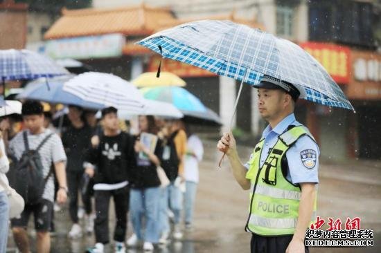 南方降雨将继续 江南中南部华南等局地有暴雨