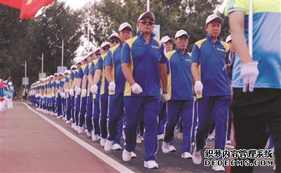 5万市民徒步跃动沈阳