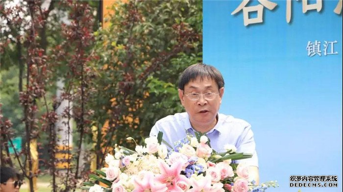 镇江颐景园营销中心惊艳亮相！颐景为家，人居