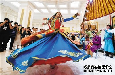 春华秋实70载 纵横驰骋新征程 ——庆祝新中国成立70周年内蒙古专场新闻发布会掠影