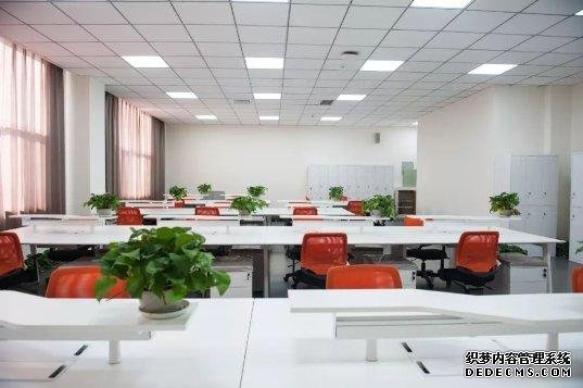 震旦家具助力力旺小学让课堂成为孩子们新的乐园