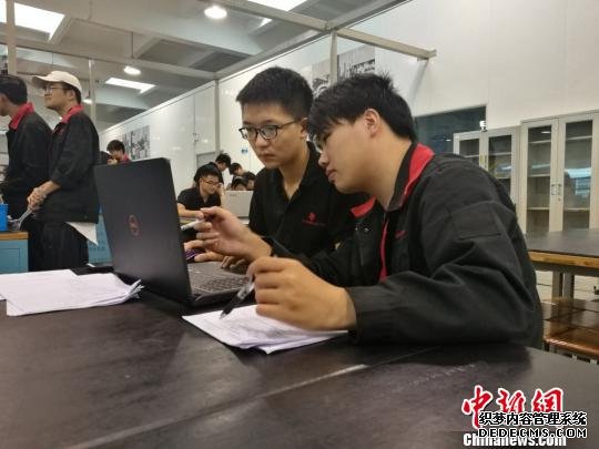 江苏县城技校引入“洋模式”助推技术人才培养