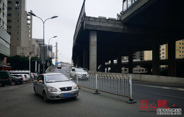 乌鲁木齐交警详解“新优化道路”通行方式