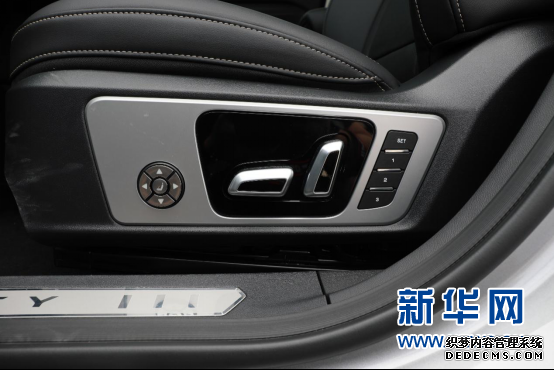 注重智能和安全 试驾新WEY VV6