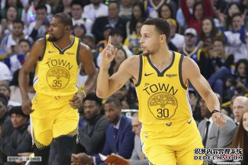 2018的NBA圣诞大战，这些故事你一定不能忽略