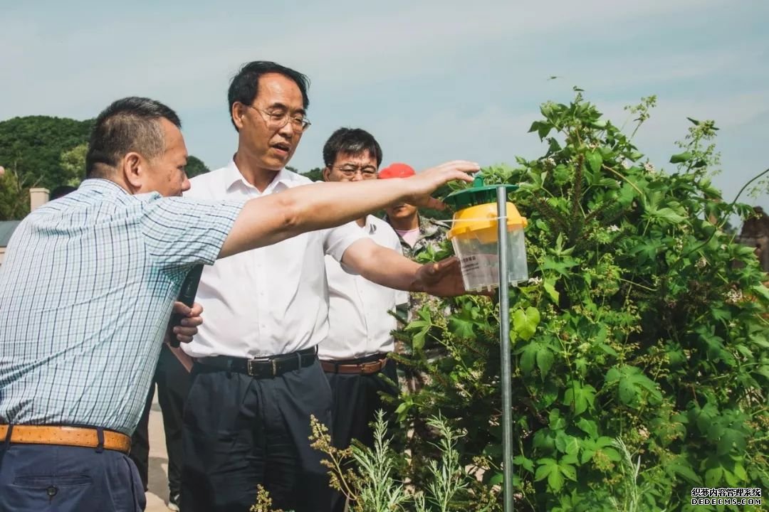 全国生物食诱剂应用技术培训班召开