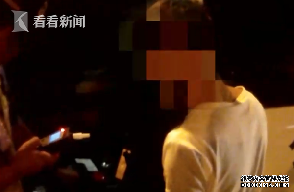 男子刚拿驾照喜提新车 喝了一瓶啤酒全部再见