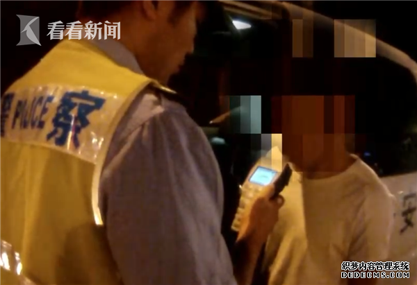 男子刚拿驾照喜提新车 喝了一瓶啤酒全部再见