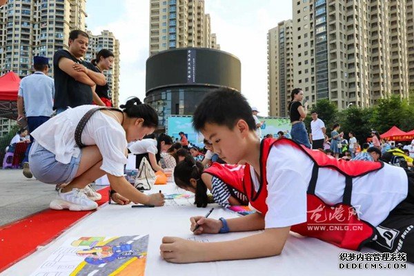 一场全民参与的垃圾分类文明益起行活动 掀起了垃圾分类新时尚的学习热潮