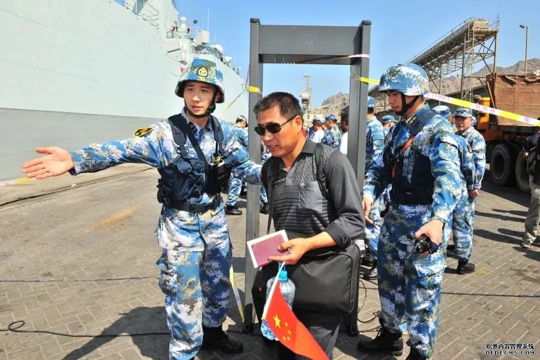 第一时间救我们的人， 就是我们中国人！