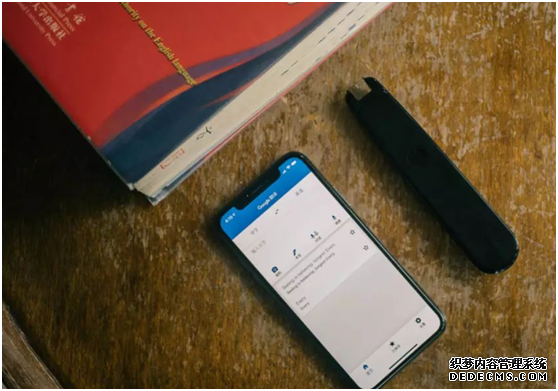 颠覆传统“翻译” 智能AI+教育随身带