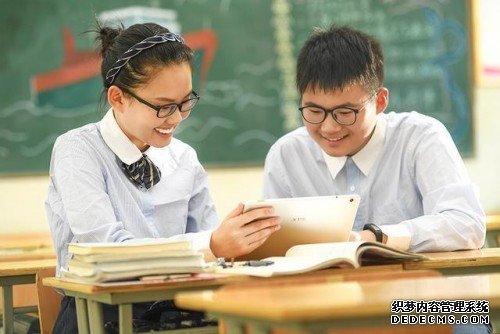 科大讯飞学习机助孩子真正学会知识从容应对各