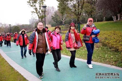 家门口的“智慧步道” 南京花神湖智能体育公园