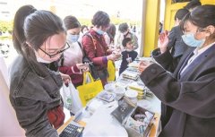 鄞州餐饮企业＂花式自救