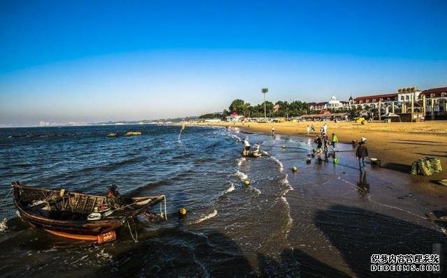 中国最美的海滨旅游城市，风景优美，气候宜人