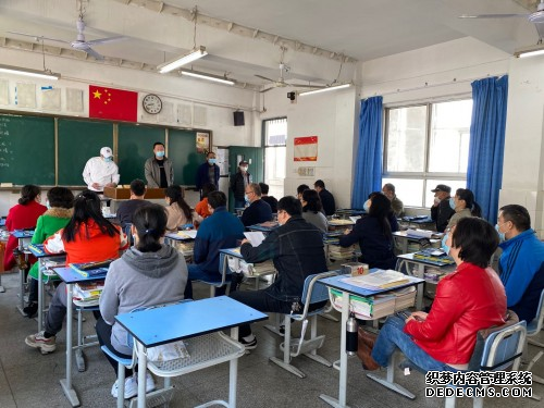 蚌埠市举行高三三质检考试，近2万名学子高考模