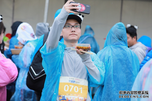 感受运动美食盛宴，2019东风日产成都马拉松早餐