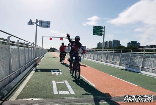 看“回天行动”一年带来哪些变化 去年8月16日，北京市发布实施《优化提升回龙观天通苑地区公共服务和基础设施三年行动计划(2018-2020年)》，一年来，回天地区到底发生了哪些喜人的变化？【详细】